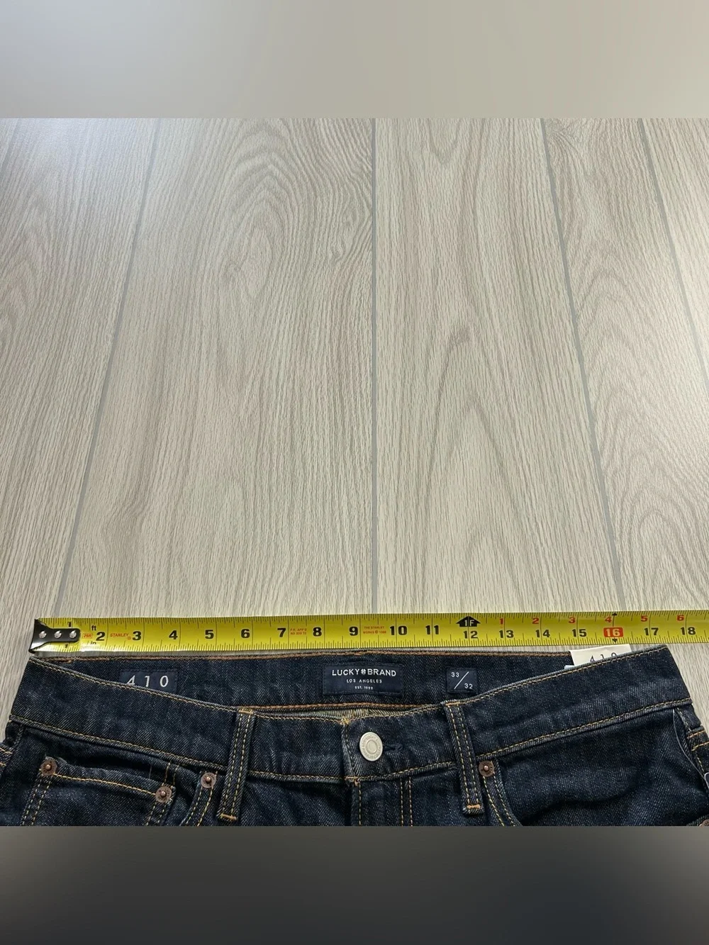 NWT Lucky Brand Men’s 410 Athletic Slim Straight-Fit Jeans MSRP $100 Denim 33x32